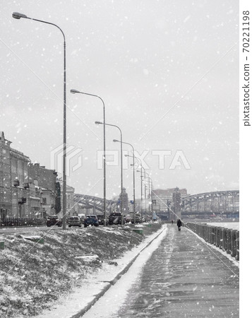 Empty winter embankment in Saint Petersburg Empty winter embankment in Saint Petersburg 70221198