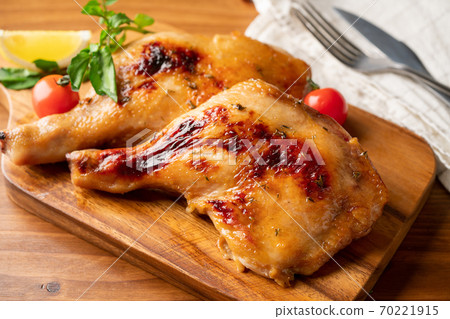 烤雞去骨雞大腿 烤雞去骨雞大腿 70221915