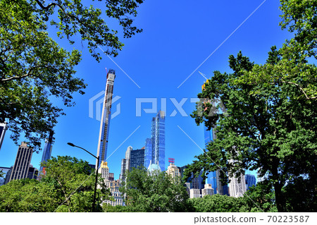 從中央公園看曼哈頓大廈風光 70223587