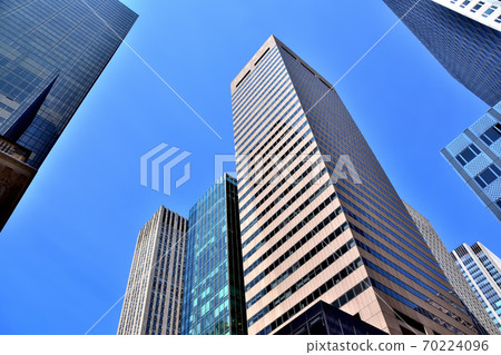 New York Manhattanville Street 70224096