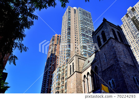 New York Manhattanville Street New York Manhattanville Street 70224293