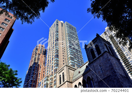 New York Manhattanville Street New York Manhattanville Street 70224401