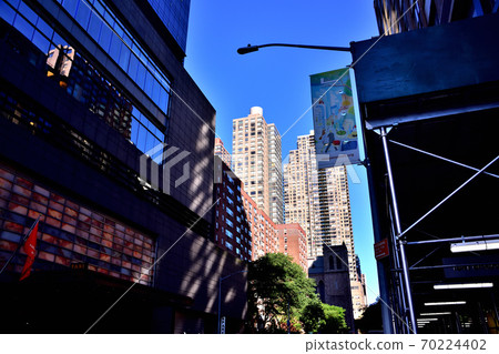 New York Manhattanville Street New York Manhattanville Street 70224402