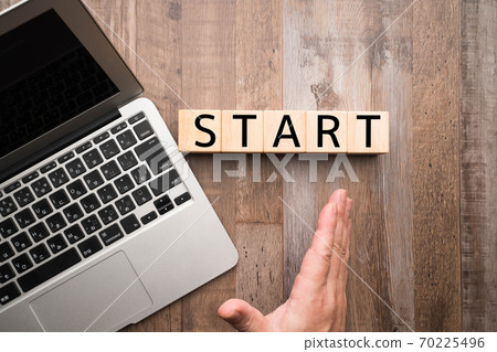 START, start, starting line 70225496