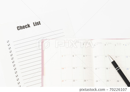 Checklist and schedule book 70226107