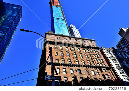 New York Manhattanville Street New York Manhattanville Street 70228356