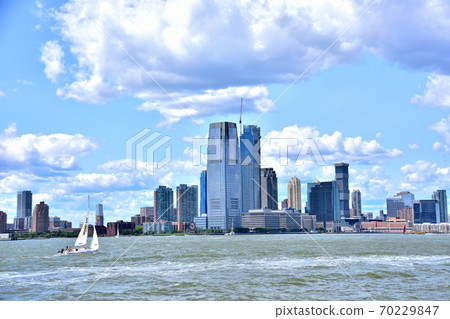 New York Manhattan landscape seen from the sea 70229847