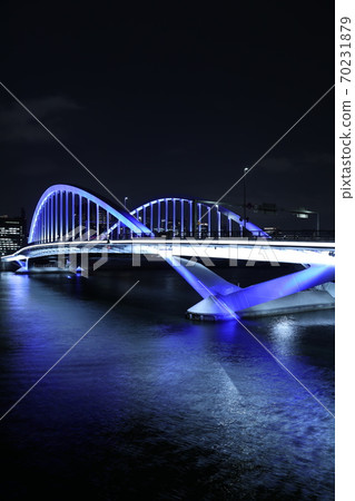 Illumination of the Sumida River Bridge that creates a lively waterside "Tsukiji Ohashi" 70231879