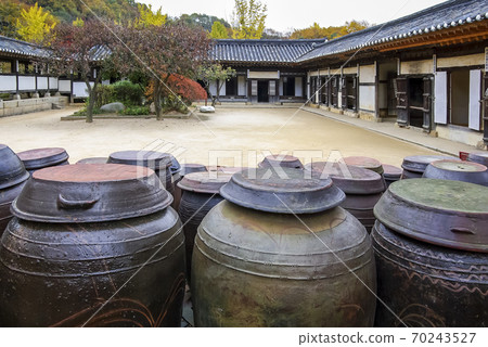 See the folk village 70243527