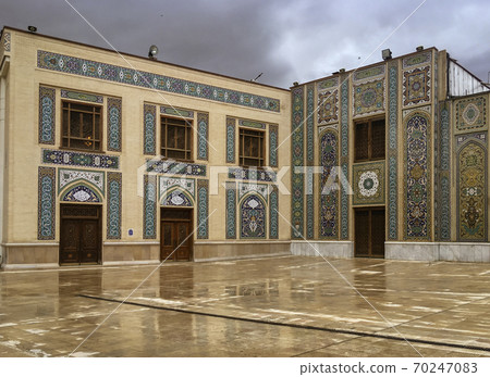 holy shrine of Shah Ceragh in Shiraz Iran holy shrine of Shah Ceragh in Shiraz Iran 70247083