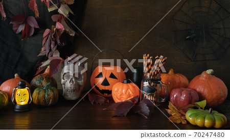 Halloween pumpkin head jack-o-lantern  70247480