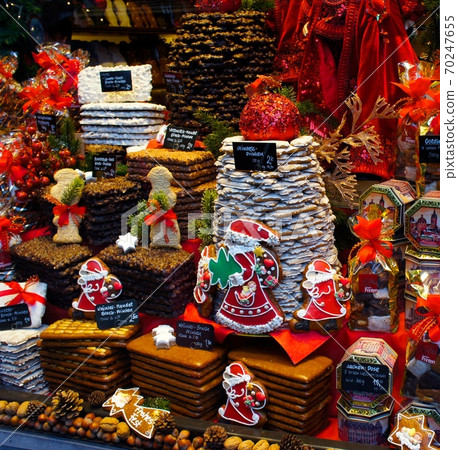 Lebkuchen in the city of Aachen, Germany 70247655