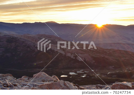 朝日山頂菲茨羅伊 70247734