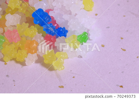 五彩紙屑 70249373