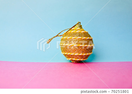 Yellow gold small round glass plastic winter smart Yellow gold small round glass plastic winter smart 70251801