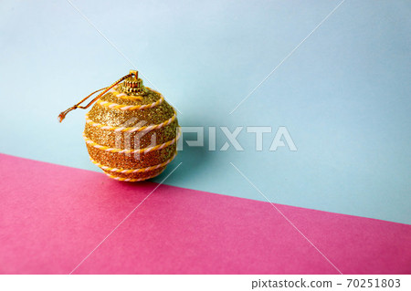 Yellow gold small round glass plastic winter smart Yellow gold small round glass plastic winter smart 70251803
