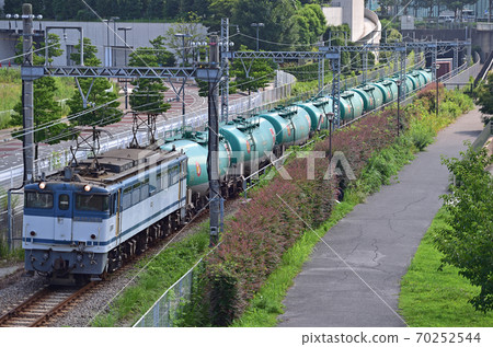 東海道本線貨運分公司櫻木町東高島JR貨運EF65-2093(新鶴見) 東海道本線貨運分公司櫻木町東高島JR貨運EF65-2093(新鶴見) 70252544