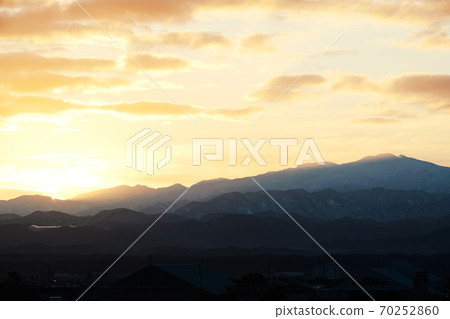 Hakusan, the sacred mountain of the sunrise 70252860