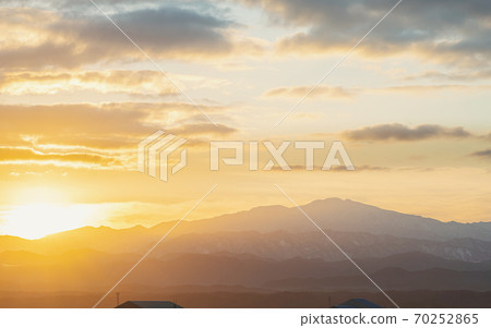 Hakusan, the sacred mountain of the sunrise 70252865