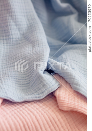 Blue and pink muslin plaids blankets for children Blue and pink muslin plaids blankets for children 70253970