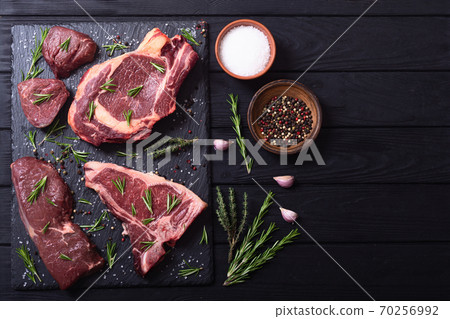 Set of raw beef steak 70256992