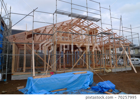 Housing construction Housing construction 70257995