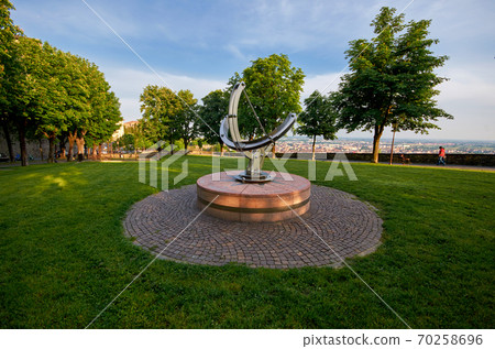 descent of the famous sight of rugia 70258696