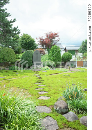 聽力鳥書店花園 聽力鳥書店花園 70266590