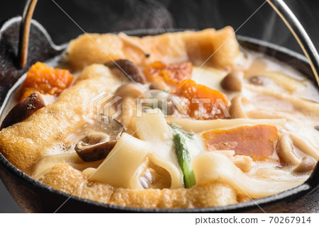 Winter taste hot pot 70267914