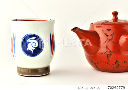 帶有drink兔燒和千千鶴鶴泥赤泥劍的熱水飲料 70269779