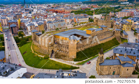 Ponferrada with Templar castle Ponferrada with Templar castle 70270576
