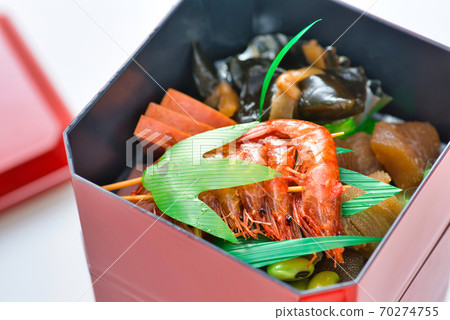 New Year dishes for one person packed in a small heavy box 70274755