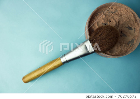 Beauty box, crumbly matte mineral powder Beauty box, crumbly matte mineral powder 70276572