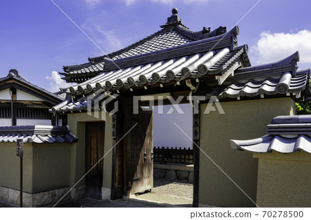 Asuka Temple Back Gate Asuka Village, Nara Prefecture 70278500