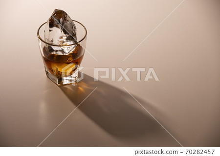 威士忌酒 70282457