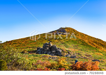 Autumn leaves of Mt. Kurikoma mountain trail east Kurikoma course Autumn leaves of Mt. Kurikoma mountain trail east Kurikoma course 70288048