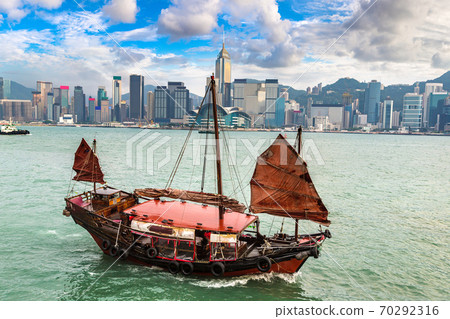 Victoria Harbour in Hong Kong Victoria Harbour in Hong Kong 70292316
