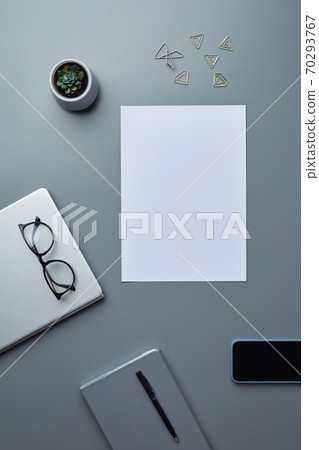 Business Desk Flatlay 70293767