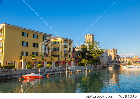 Scaliger castle in Sirmione Scaliger castle in Sirmione 70294039