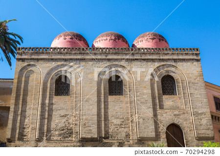 Church of San Cataldo in Palermo 70294298