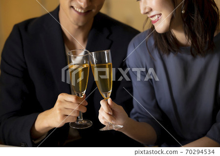 情侶吧台 70294534