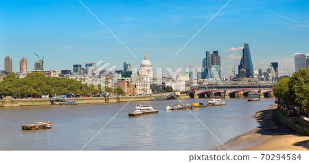Cityscape of London 70294584