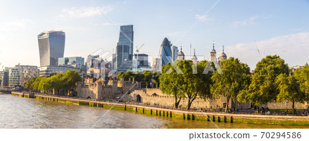 Cityscape of London 70294586