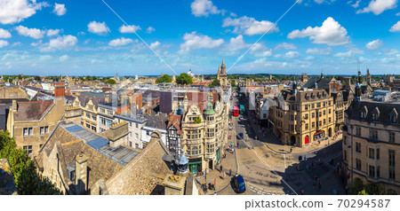 Panoramic aerial view of Oxford Panoramic aerial view of Oxford 70294587