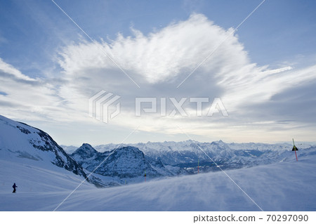 Blue mountain view with Ice and Snow 70297090