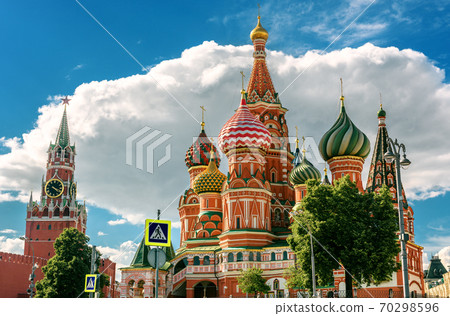 St Basil`s cathedral on Red Square, Moscow, Russia 70298596