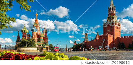 building, cathedral, cityscape 70298613