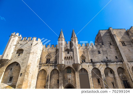 Papal palace in Avignon Papal palace in Avignon 70299104