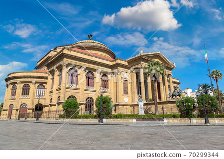 Massimo theatre in Palermo 70299344