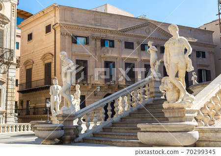 Fountain in Palermo, Italy Fountain in Palermo, Italy 70299345